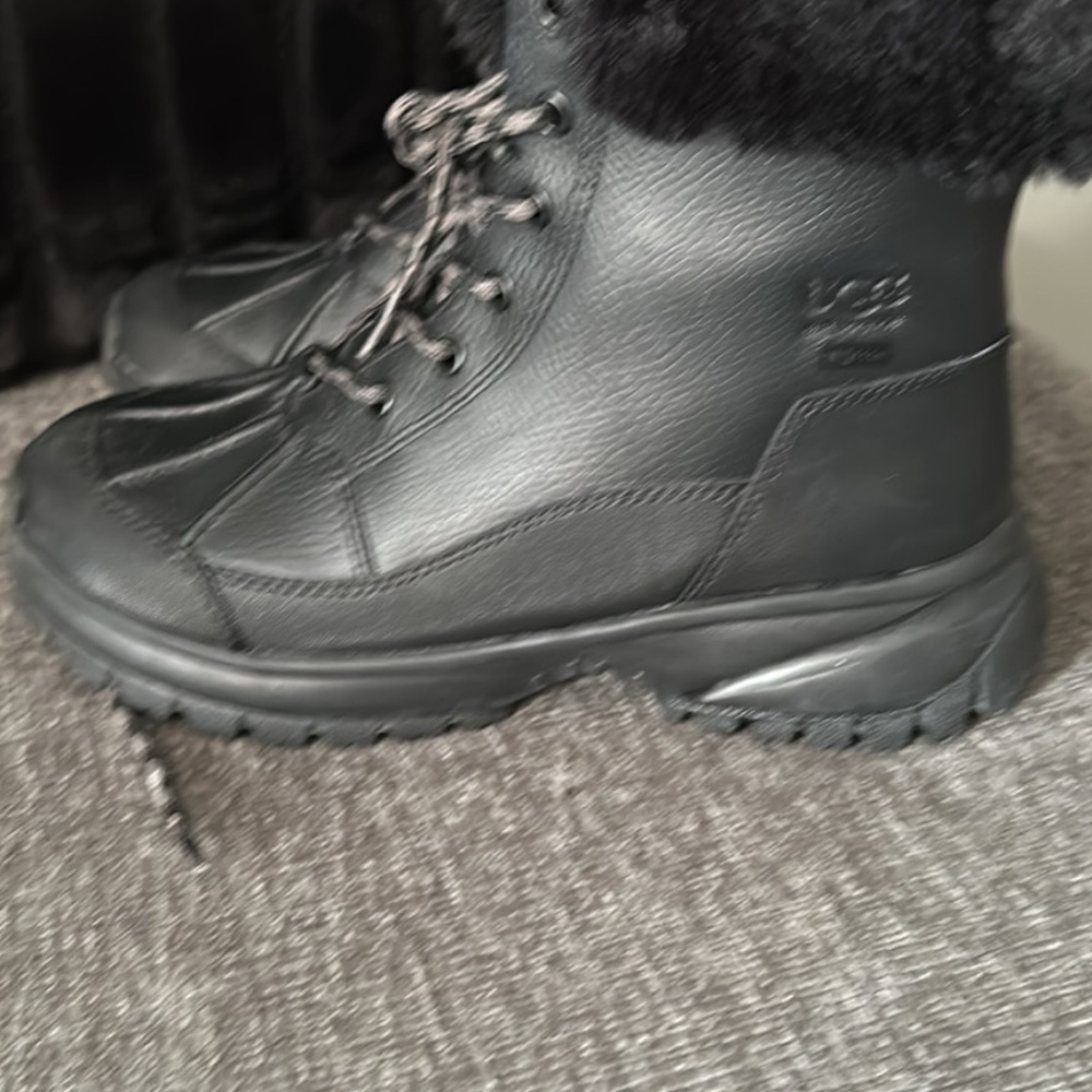 UGGS boots
